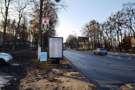 Фото рекламної площини за адресою вул. Декабристів, 9 - головна розв'язка міста, кафе "Ласощі"