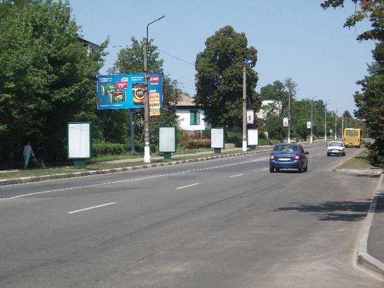 Фото рекламної площини за адресою вул. Декабристів, 9 - головна розв'язка міста, кафе "Ласощі"