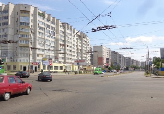 Фото рекламної площини за адресою Рокосовского ул., 70 - 1-го Мая  (BackLit)