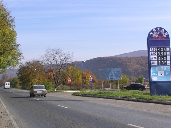 Фото рекламной плоскости по адресу Выезд с Ужгорода на Перечин