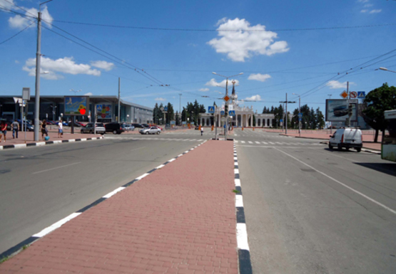 Фото рекламної площини за адресою Аэрофлотская ул., 11 - Ромашкина ул.