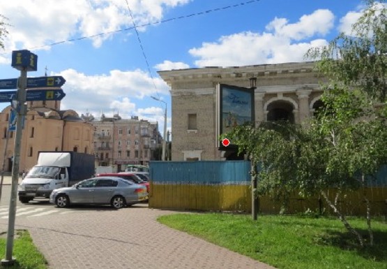 Фото рекламной плоскости по адресу Контрактовая пл., 9