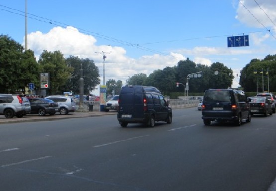 Фото рекламной плоскости по адресу Мазепы Ивана ул., 11а - Славы пл.