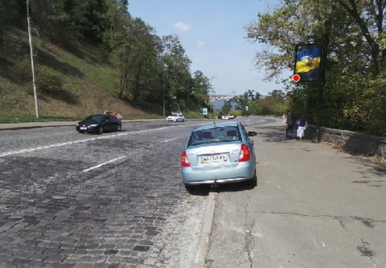 Фото рекламной плоскости по адресу Владимирский спуск