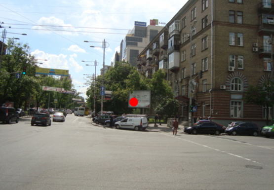 Фото рекламной плоскости по адресу Жилянская ул., 83\53