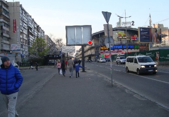 Фото рекламной плоскости по адресу Оболонский пр., 21
