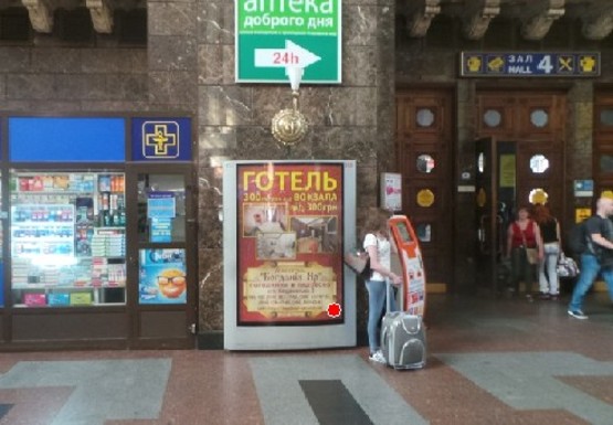 Фото рекламной плоскости по адресу Центральный холл (Северный терминал)