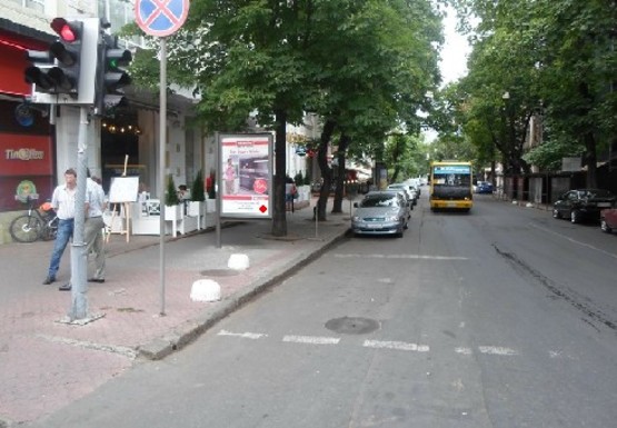 Фото рекламної площини за адресою Екатерининская ул., 12