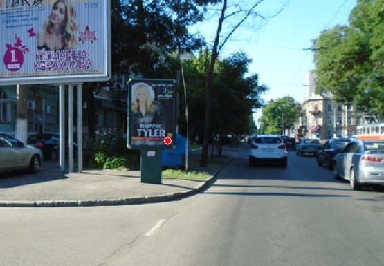 Фото рекламної площини за адресою Канатная ул., 85