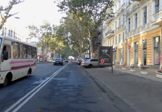 Фото рекламної площини за адресою Ришельевская ул., 17