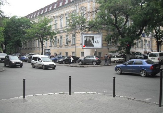 Фото рекламної площини за адресою Жуковского ул. - Польская ул. А2