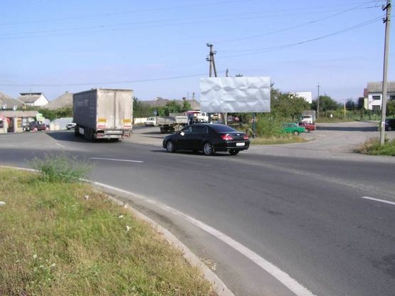 Фото рекламной плоскости по адресу автодорога Київ-Чоп, въезд в Ужгород, Розівка
