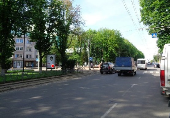 Фото рекламной плоскости по адресу Пирогова ул. [№7] (сквер)