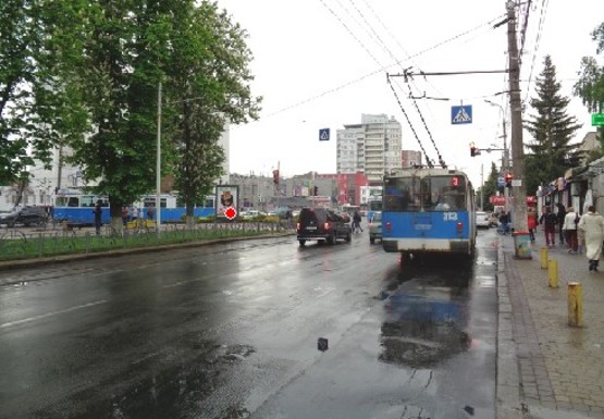 Фото рекламной плоскости по адресу Пирогова ул. [13] (сквер)