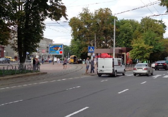 Фото рекламной плоскости по адресу Пирогова ул., 4 [№4]