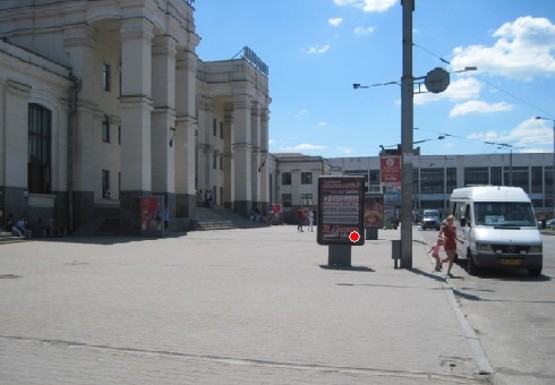 Фото рекламної площини за адресою Привокзальная пл.