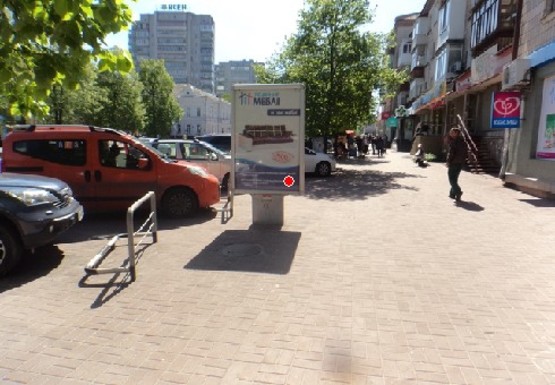 Фото рекламної площини за адресою Победы пр., Фокстрот