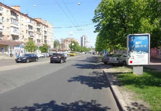 Фото рекламной плоскости по адресу Победы пр., магазин Браво