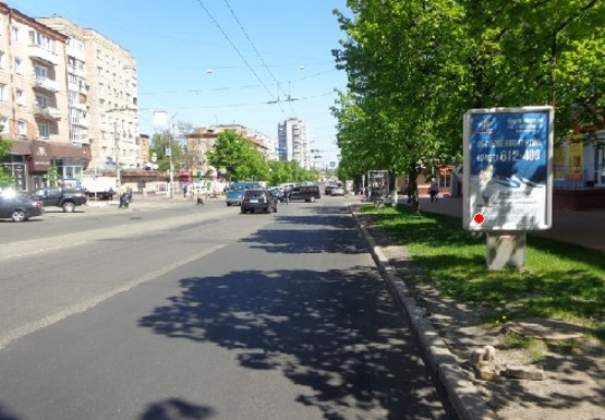 Фото рекламной плоскости по адресу Победы пр., магазин Спорт Плюс