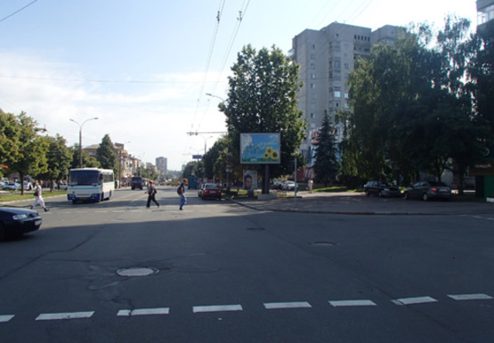 Фото рекламной плоскости по адресу Победы ул., 71 - Комсомольская ул.