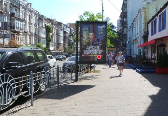 Фото рекламной плоскости по адресу Саксаганского ул., 135/13