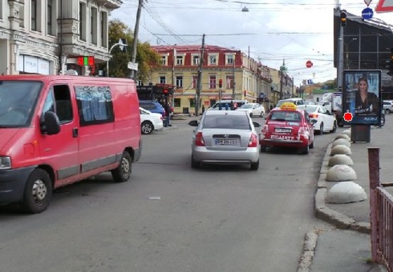 Фото рекламной плоскости по адресу Житнеторжская ул. - Нижний Вал ул., 15