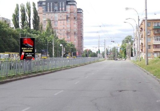 Фото рекламной плоскости по адресу Народного Ополчения ул., 3