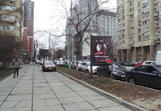 Фото рекламної площини за адресою Антоновича ул., 94-96 (Горького ул.)