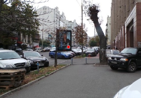 Фото рекламної площини за адресою Антоновича ул., 33б