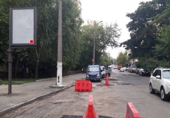 Фото рекламної площини за адресою Олеся Гончара ул., 65