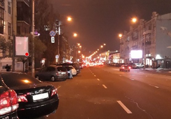 Фото рекламної площини за адресою Антоновича ул., 37/13