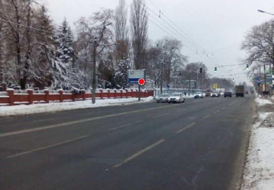 Фото рекламної площини за адресою Юрия Ильенка ул., 48 (Мельникова ул.) (напротив)