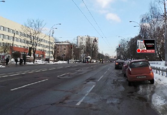 Фото рекламної площини за адресою Соломенская ул., 17 (напротив)