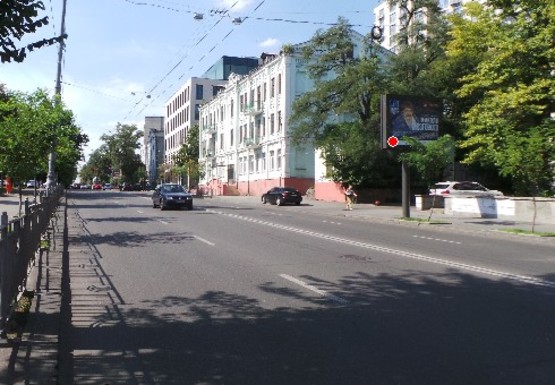 Фото рекламної площини за адресою Мельникова ул., 39 (напротив)