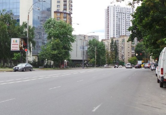 Фото рекламной плоскости по адресу Соломенская ул., 10 (напротив)