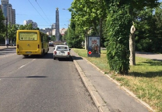 Фото рекламной плоскости по адресу Шевченко пр., пл. 10 Апреля (парк "Победа")