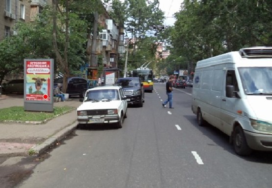 Фото рекламної площини за адресою Шевченко пр., 6/2, ювел. магазин "Золоті терези"