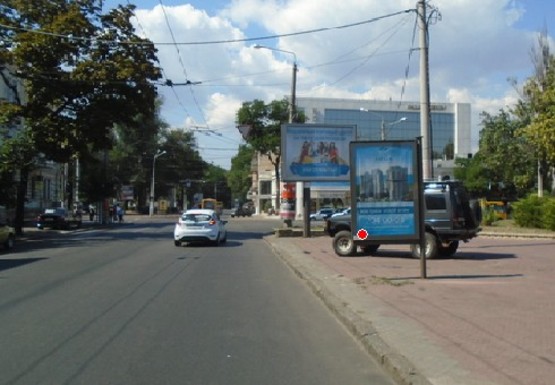 Фото рекламной плоскости по адресу Итальянский б-р. - Канатная ул., 79/1
