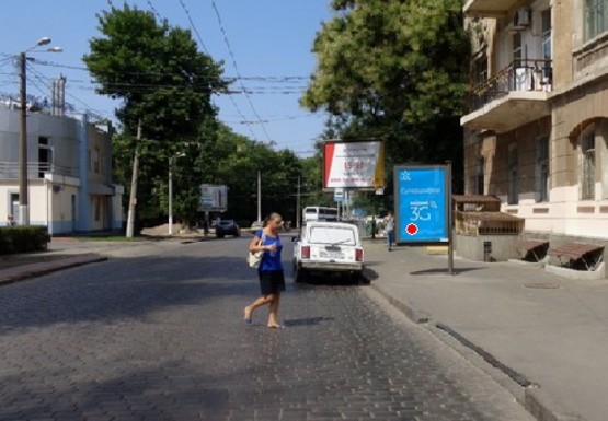 Фото рекламної площини за адресою Итальянский б-р., 4