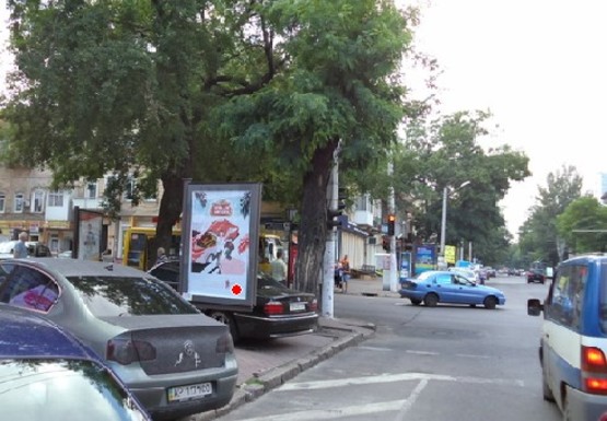 Фото рекламної площини за адресою Б. Арнаутская ул., 65 - Екатерининская ул.