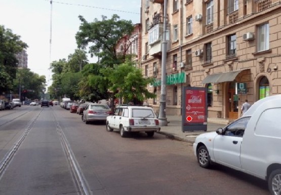 Фото рекламної площини за адресою Преображенская ул., 67