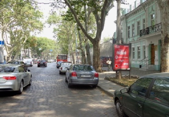 Фото рекламної площини за адресою Пушкинская ул., 25