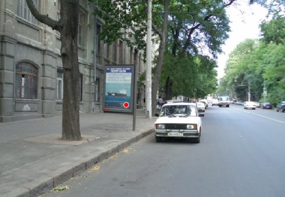 Фото рекламної площини за адресою Успенская ул., 4