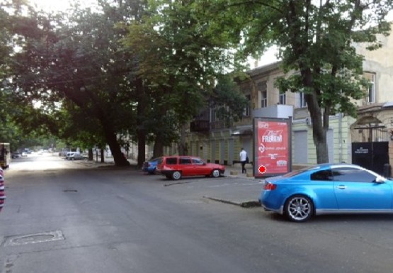 Фото рекламної площини за адресою Жуковского ул., 45