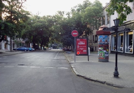 Фото рекламної площини за адресою Жуковского ул., 25 - Екатерининская ул.