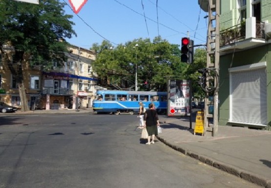 Фото рекламної площини за адресою Троицкая ул., 60 - Преображенская ул.