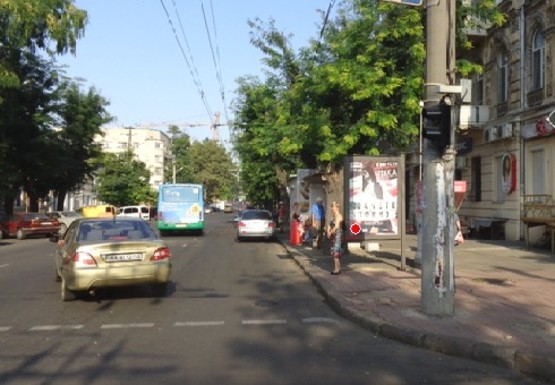 Фото рекламної площини за адресою Б. Арнаутская ул.,6  - Канатная ул.