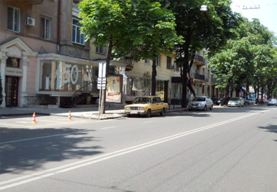 Фото рекламної площини за адресою Екатерининская ул., 34