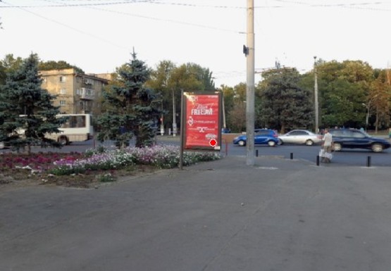 Фото рекламної площини за адресою Среднефонтанская ул. - Привокзальная пл.