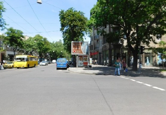 Фото рекламной плоскости по адресу Екатерининская ул.,35 - Жуковского ул.